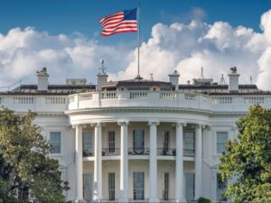 البيت الأبيض: عملية "الغضب الملحمي" ستحقق أهدافها خلال أسابيع