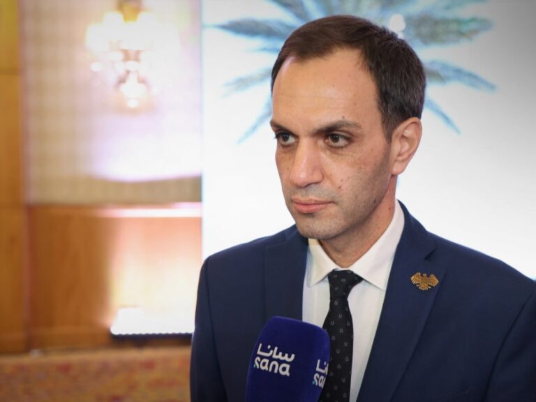 لجنة الانتخابات تستمر بقبول طلبات الترشح لأعضاء الهيئات الناخبة لدائرتي الرقة والطبقة