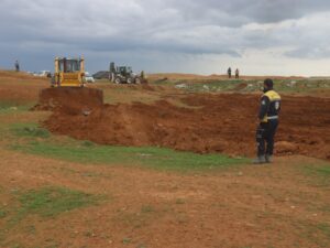 وزارة الطوارئ: استمرار أعمال تدعيم السواتر الترابية في السيحة والمطخ