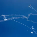 الكويت تعلن استهداف مطارها الدولي والسعودية تسقط 6 مسيرات معادية