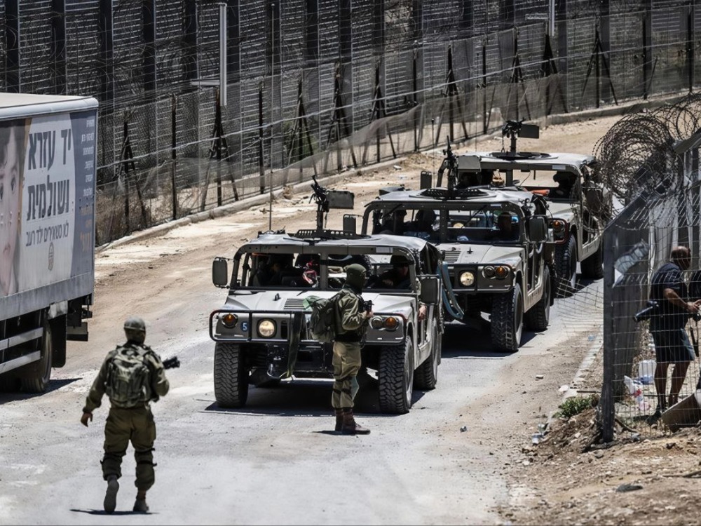 الاحتلال الإسرائيلي يعتقل طفلين في قرية تل الأحمر الغربي بريف القنيطرة