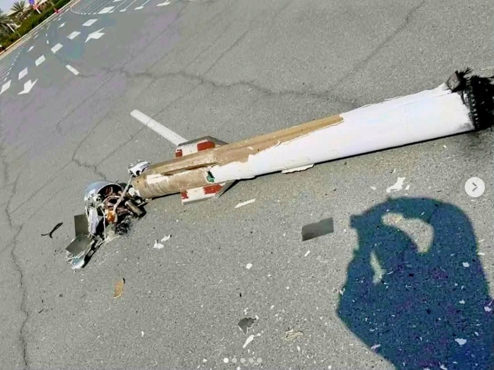 حكومة أبوظبي: مقتل مواطن فلسطيني إثر سقوط صاروخ على مركبة مدنية في منطقة الباهية