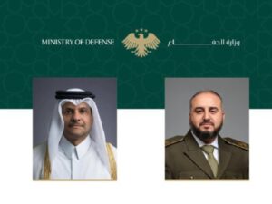 وزير الدفاع يبحث هاتفياً مع نظيره القطري التطورات الأمنية في المنطقة