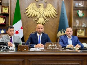 وزير الطوارئ يبحث مع "الحماية المدنية" رفع جاهزية الاستجابة للطوارئ