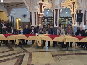 تحت عنوان "إنهاء واقع المخيمات".. ورشة عمل بين وزير الطوارئ ومحافظ إدلب