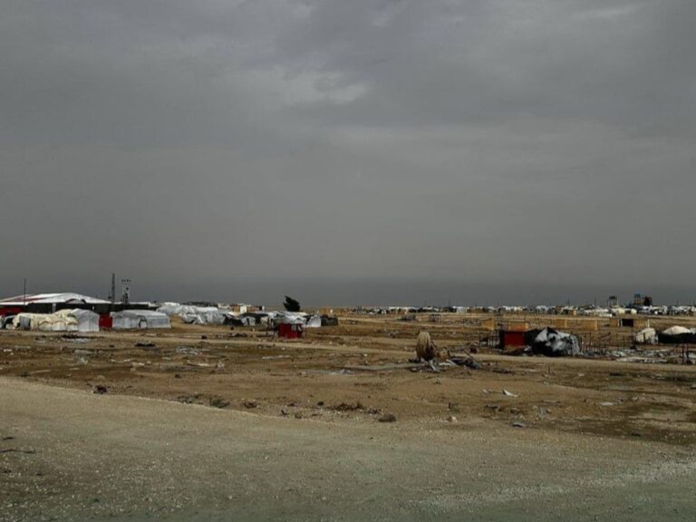 إغلاق مخيم الهول عسكرياً وفرض حظر كامل على الدخول والاقتراب