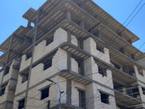 بين مطالب الإعفاء ورفع الإيرادات.. جدل واسع حول رسوم تراخيص البناء في الرقة