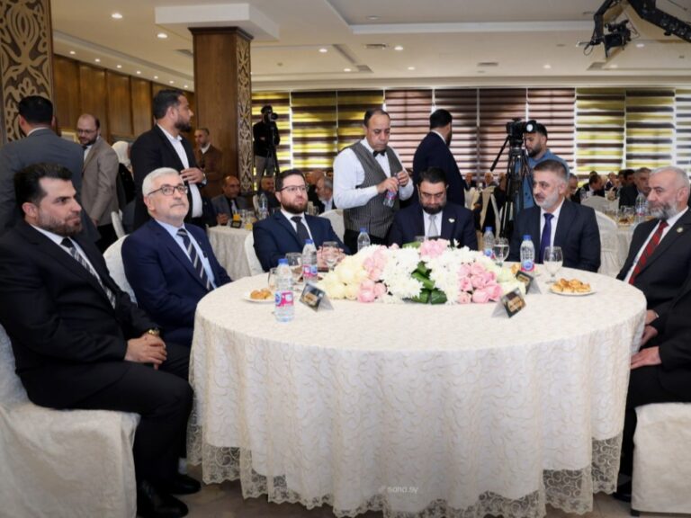 وزارة العدل تكرم القضاة المنشقين عن النظام البائد