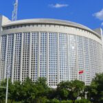 الخارجية الصينية: الحصار المفروض على الموانئ الإيرانية سيؤجّج التوترات في المنطقة