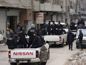 استشهاد عنصر وإصابة اثنين آخرين خلال عملية أمنية في حي التضامن بدمشق