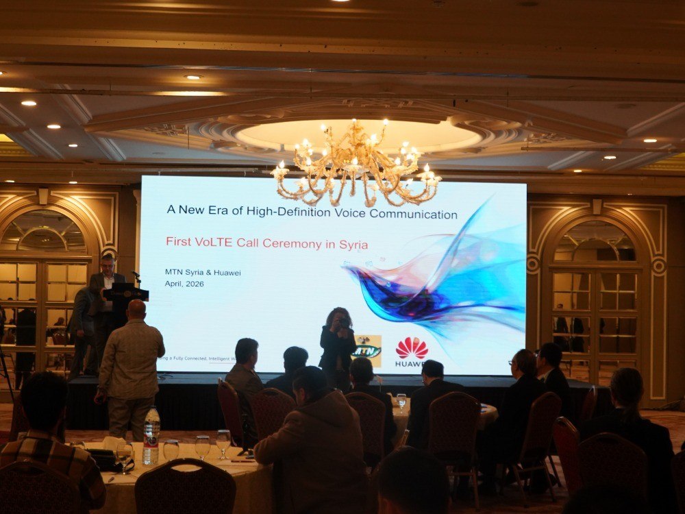 وزير الاتصالات يعلن نجاح أول مكالمة صوتية "VoLTE"عبر شبكة الجيل الرابع