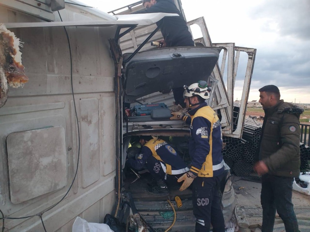 وفاة 4 مدنيين وإصابة طفل بحادث سير قرب المحطة الحرارية شرق حلب