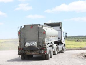 السويداء.. حركة يومية ومنتظمة لصهاريج المحروقات والغاز لتأمين احتياجات الأهالي