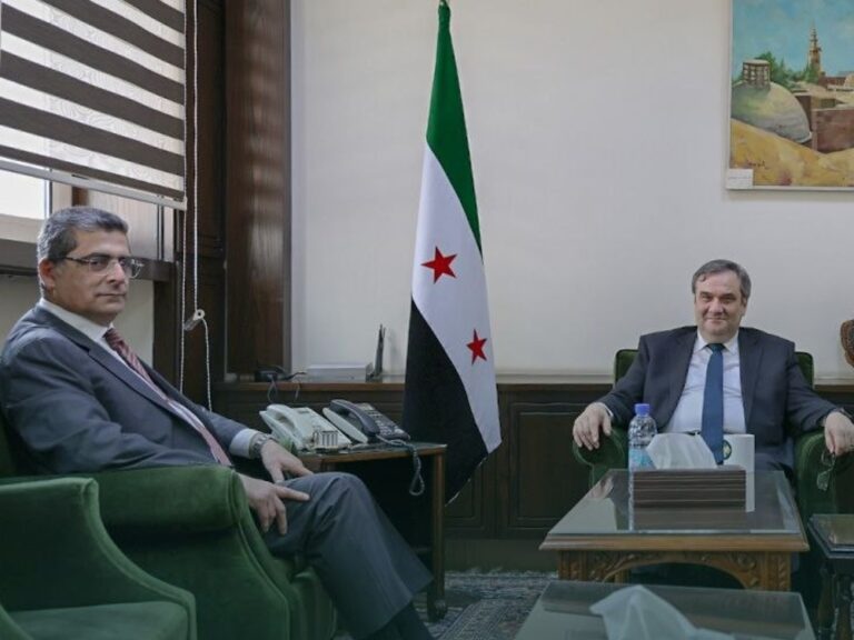 مباحثات سورية – لبنانية لتعزيز التعاون الاقتصادي بين البلدين