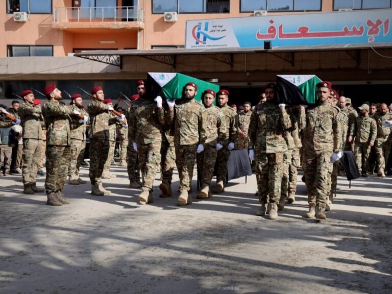 حماة.. تشييع جثماني شهيدين من الجيش العربي السوري ارتقيا بريف إدلب الجنوبي