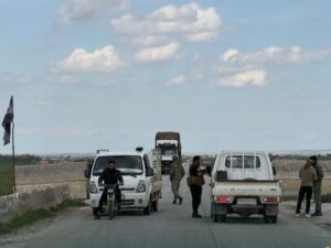 الحسكة.. استئناف حركة المرور على طريق M4 بعد إغلاق مؤقت بسبب السيول