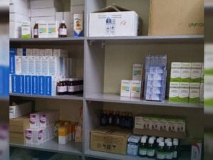 الحسكة.. مديرية الصحة تزود المنطقة الصحية في القامشلي بشحنة أدوية جديدة