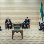 الخارجية تبحث مع سفير بيلاروسيا لدى دمشق تعزيز العلاقات الثنائية