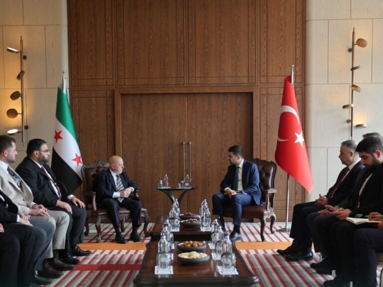 وزير الاقتصاد يبحث مع مكتب الاستثمار في الرئاسة التركية جذب الاستثمارات إلى السوق السورية