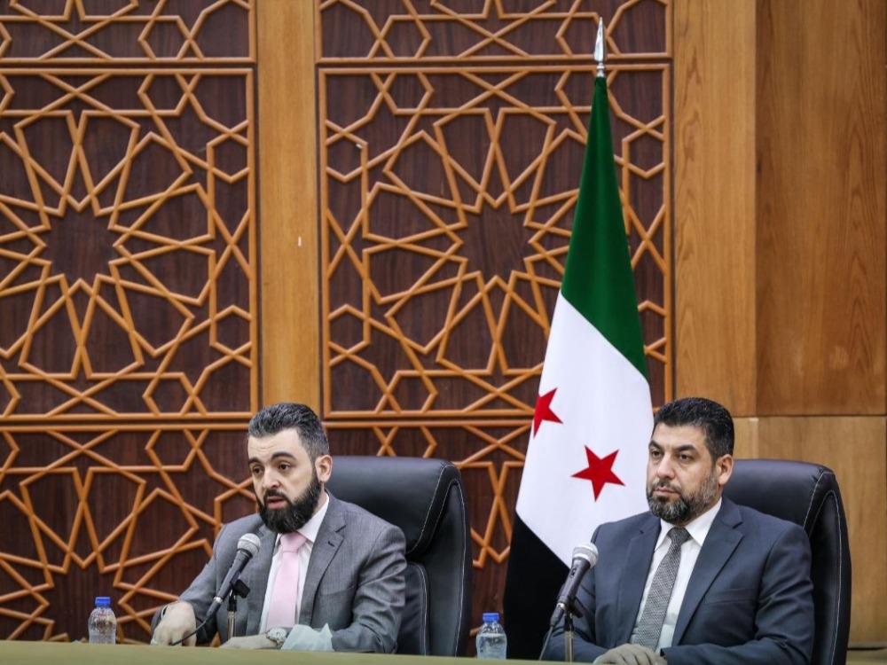 عنجراني يكشف تفاصيل خارطة الطريق لإعادة الهيكلة في اللاذقية