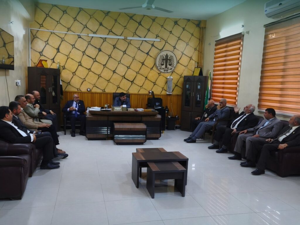 النائب العام يتفقد عدلية دير الزور ويوجه بتطوير الأداء وتعزيز البرامج القضائية