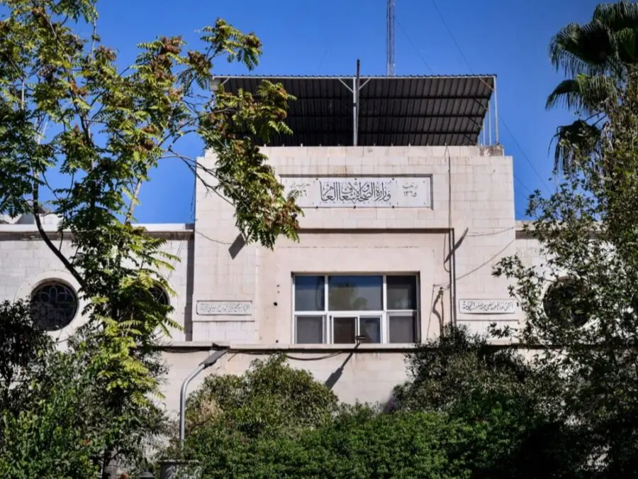 وزارة الصحة تكثف إجراءاتها لاحتواء التهاب الكبد A في بلدة محجة بدرعا