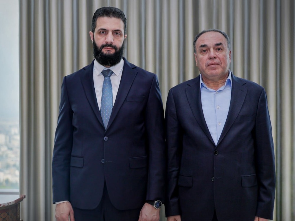 الرئيس الشرع يلتقي رئيس مجلس الأعمال السوري التركي المشترك