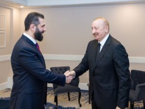 الرئيس الشرع يلتقي رئيس جمهورية أذربيجان على هامش منتدى أنطاليا