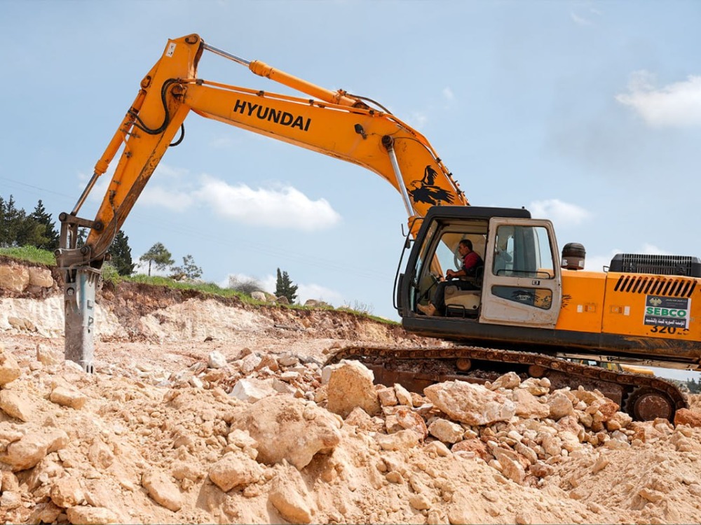 المنافذ والجمارك تعلن انطلاق أعمال تأهيل وتوسعة منفذ باب الهوى