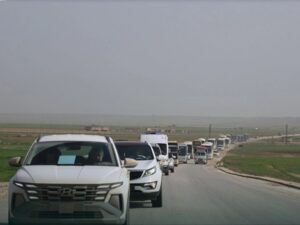بإشراف الفريق الرئاسي.. انطلاق قافلة جديدة لعودة النازحين من القامشلي إلى عفرين