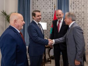 برئاسة الشيباني.. وفد وزاري يصل الأردن لحضور الدورة الثانية لمجلس التنسيق الأعلى بين البلدين