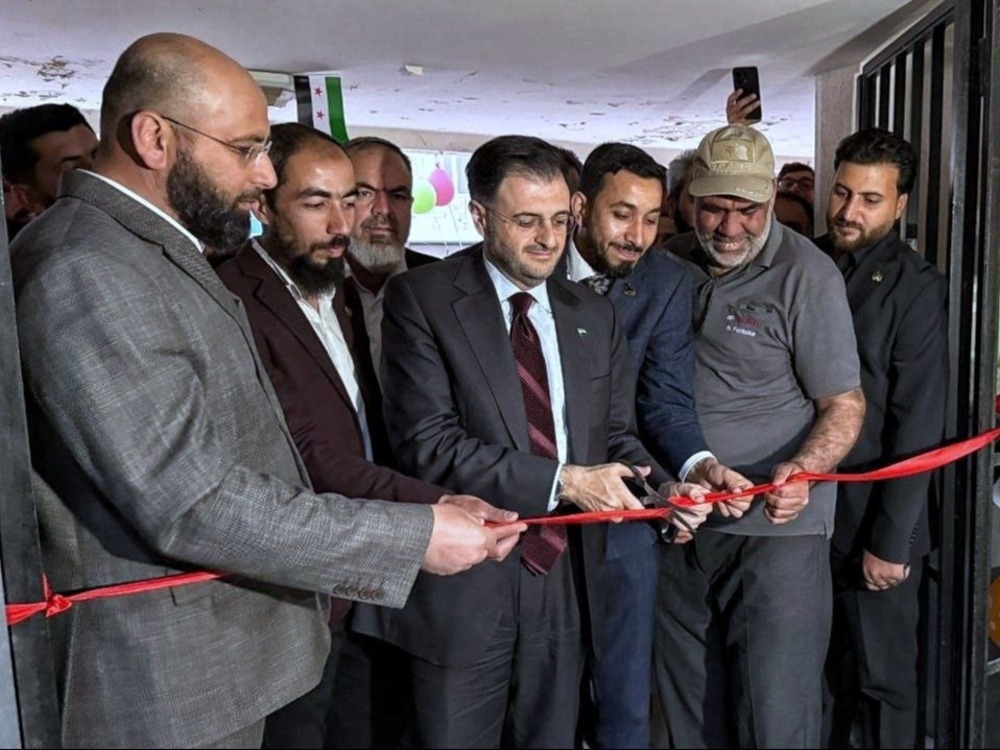 وزير الاتصالات يفتتح مكتب بريد القصير لتعزيز الخدمات في ريف حمص