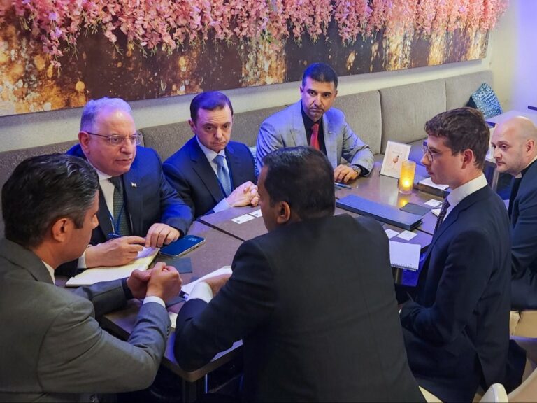 وزير المالية يبحث مع البنك الدولي تحضيرات عودة سوريا إلى المجموعة العربية