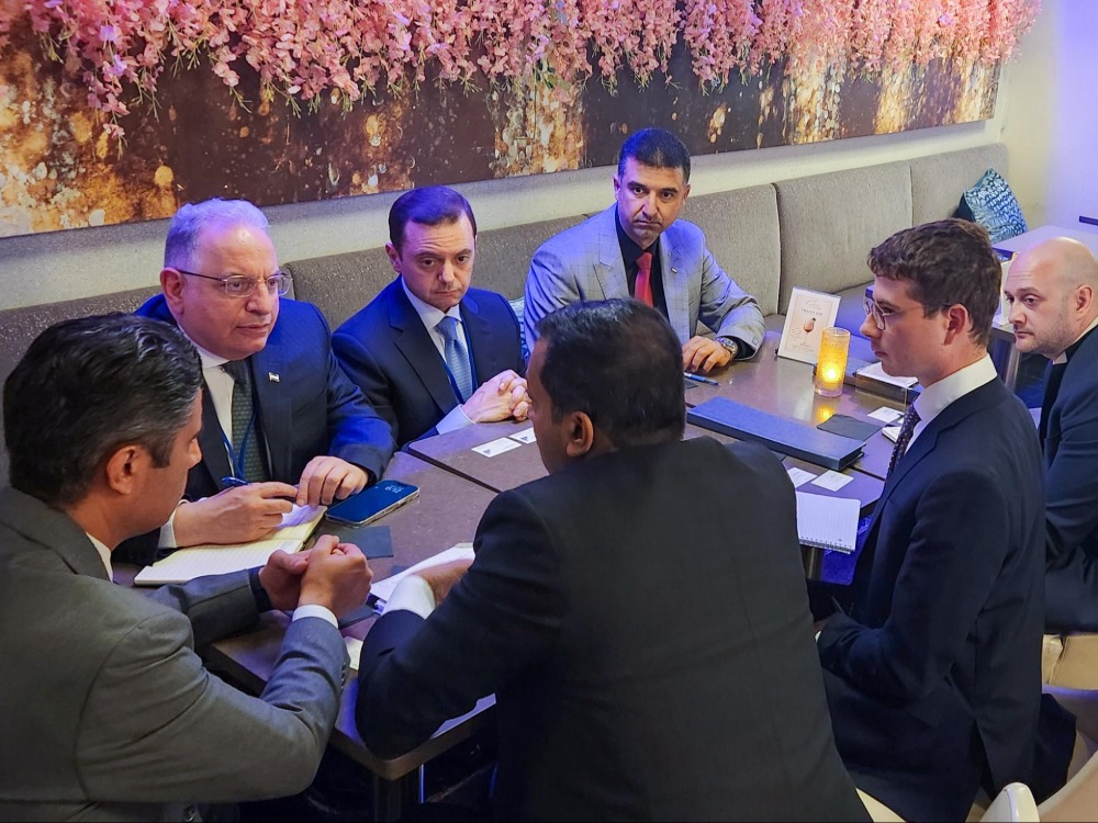 وزير المالية يبحث مع البنك الدولي تحضيرات عودة سوريا إلى المجموعة العربية