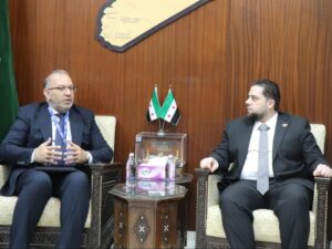 وزير الأشغال العامة والإسكان يبحث مع منظمة العمل الدولية آفاق تطوير التعاون المشترك