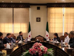 وزارة الإدارة المحلية والبيئة تبحث مع الأمم المتحدة تطوير إدارة قطاع الأراضي والرقمنة