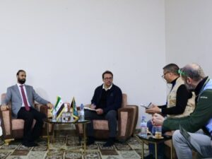 المبعوث الرئاسي يبحث في الحسكة ملف النازحين وتعزيز الاستجابة الإنسانية