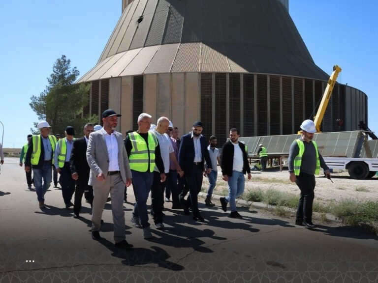 وزارة الطاقة تواصل تأهيل محطة تشرين الحرارية في ريف دمشق