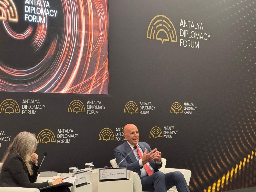 باراك: سوريا لا تريد الدخول في حرب مع إسرائيل