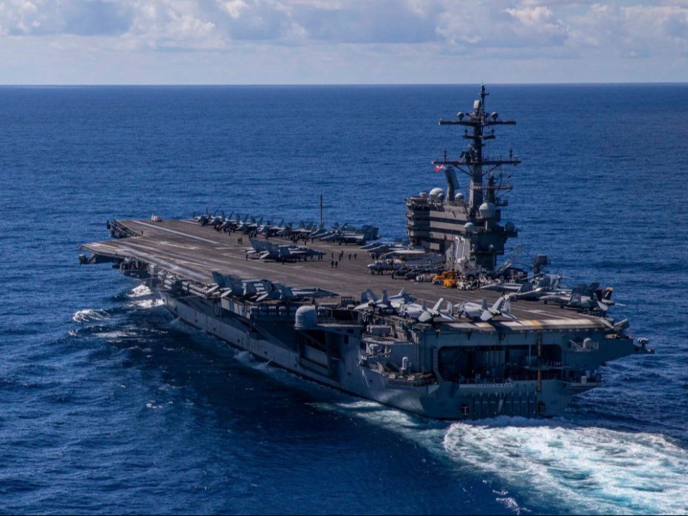 واشنطن تعلن بدء حصار بحري على الموانئ الإيرانية