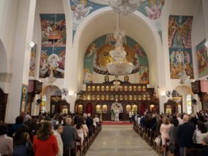 الطوائف المسيحية تحتفل بعيد الفصح الغربي وأحد الشعانين في مختلف المحافظات