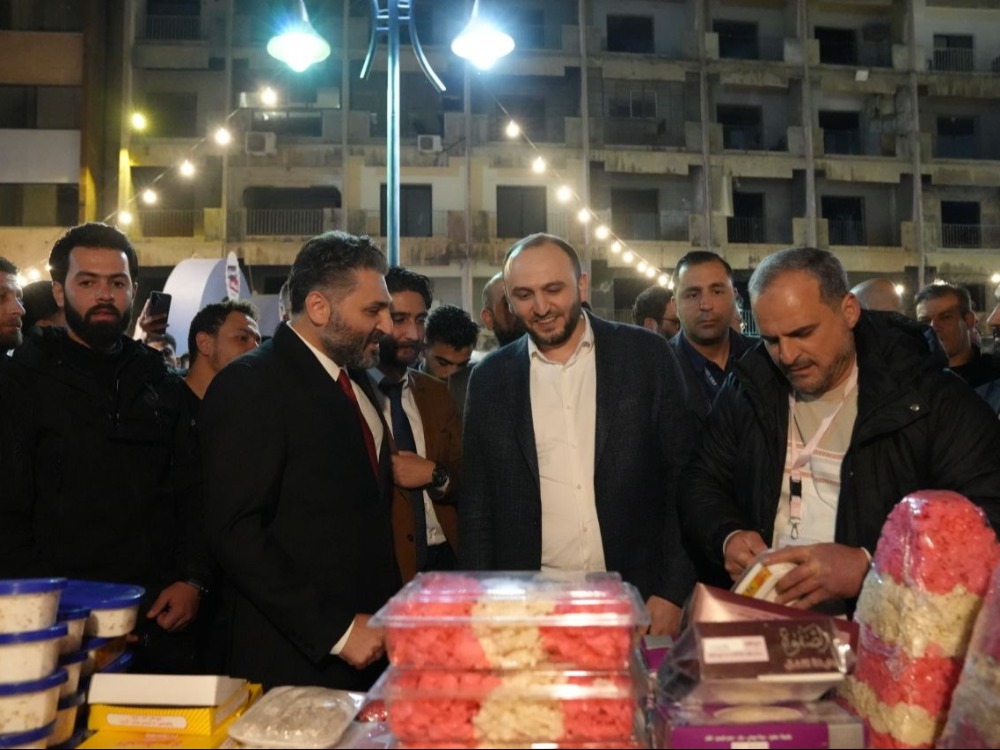 افتتاح مهرجان نيسان حمص بمشاركة رسمية وحضور دبلوماسي