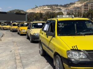 محافظة دمشق تدرس تنظيم عمل سيارات الأجرة.. لتحقيق التوازن وضمان الاستمرار