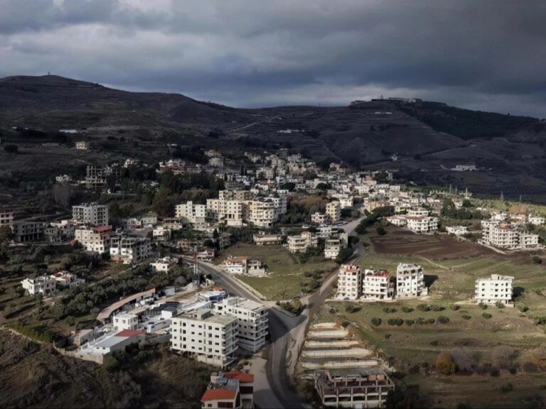 منخفض جوي ماطر يتركز على الساحل والشمال حتى صباح السبت