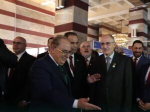 بمشاركة أكثر من 40 شركة.. افتتاح المؤتمر العلمي لنقابة الصيادلة بدمشق