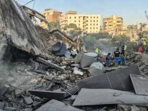 عشية جولة محادثات جديدة.. قتلى وجرحى بغارات إسرائيلية على جنوب لبنان
