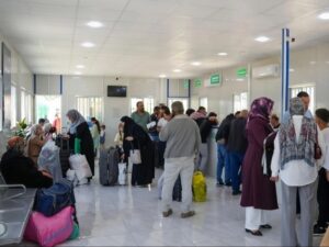 حركة نشطة في منفذ جرابلس مع اقتراب عيد الأضحى وهيئة المنافذ تنظم حركة العبور
