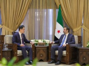 الشيباني يبحث مع السفير الصيني بدمشق العلاقات الثنائية بين البلدين