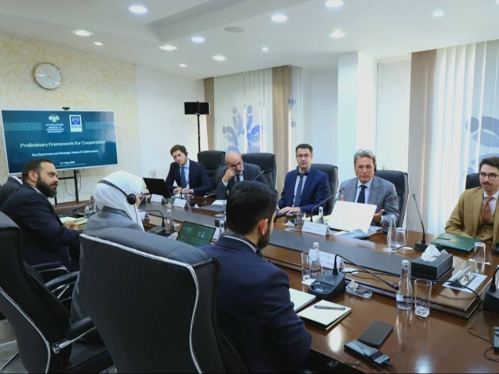 السكاف: ناقشنا مع منظمة القانون العام الأوروبية تحديث الإدارة العامة في سوريا