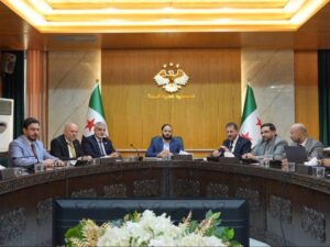 محافظة حلب تبحث تسريع تنفيذ 11 مشروعاً استثمارياً